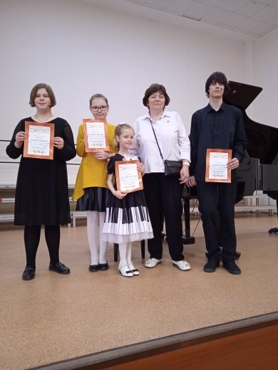 В ДШИ 3 г. Владимира прошёл конкурс юных пианистов
